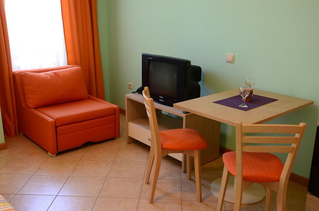 Royal Sun Aparthotel Sunny Beach Phòng bức ảnh